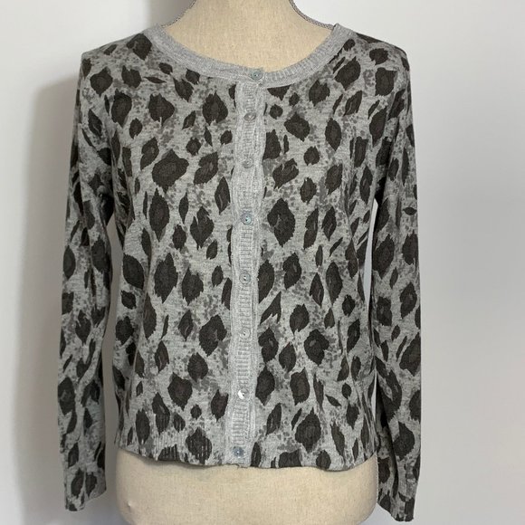 Oc Gray Leopard Cardigan Sweater  Size Medium - Picture 1 of 14